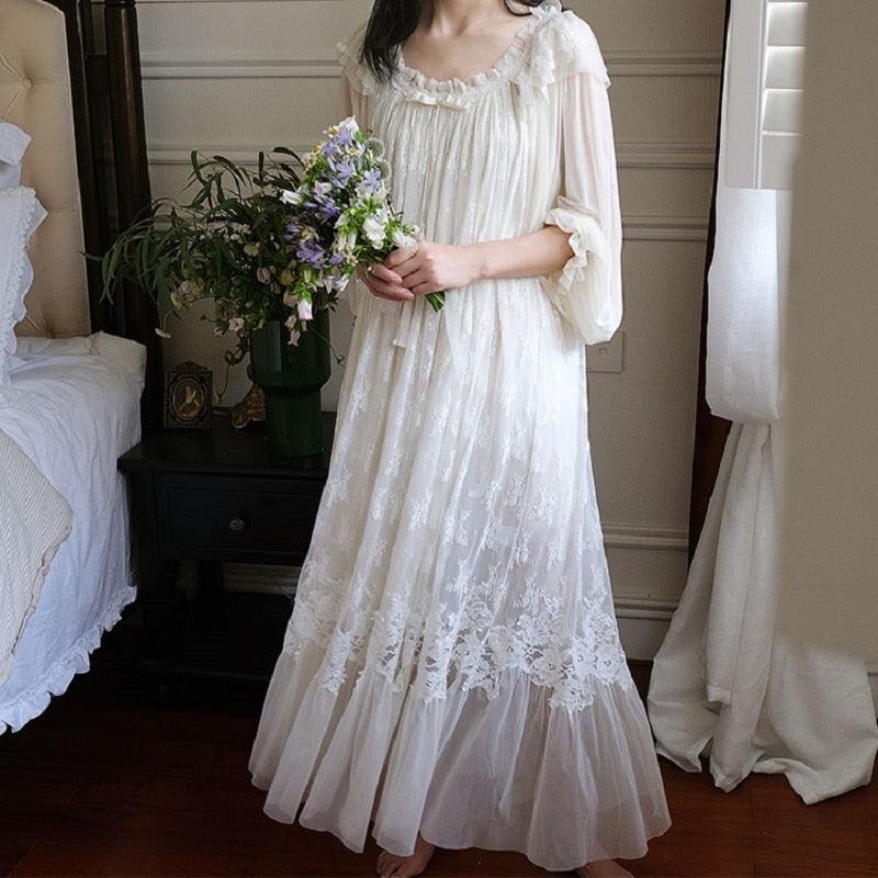 Vintage Embroidery White Lace Women's Long Nightgowns, Victorian Bridal Nightgown - Belleroz