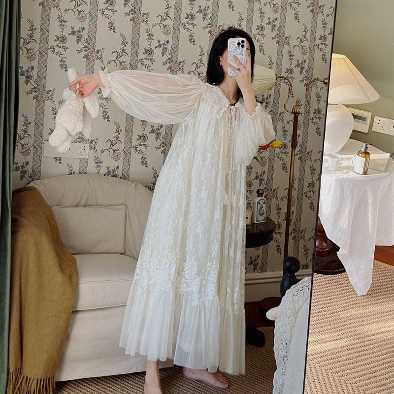 Vintage Luxury White Lace 2-Pics Nightdress, Vintage Lace Nightgown, Victorian Nightgown - Belleroz