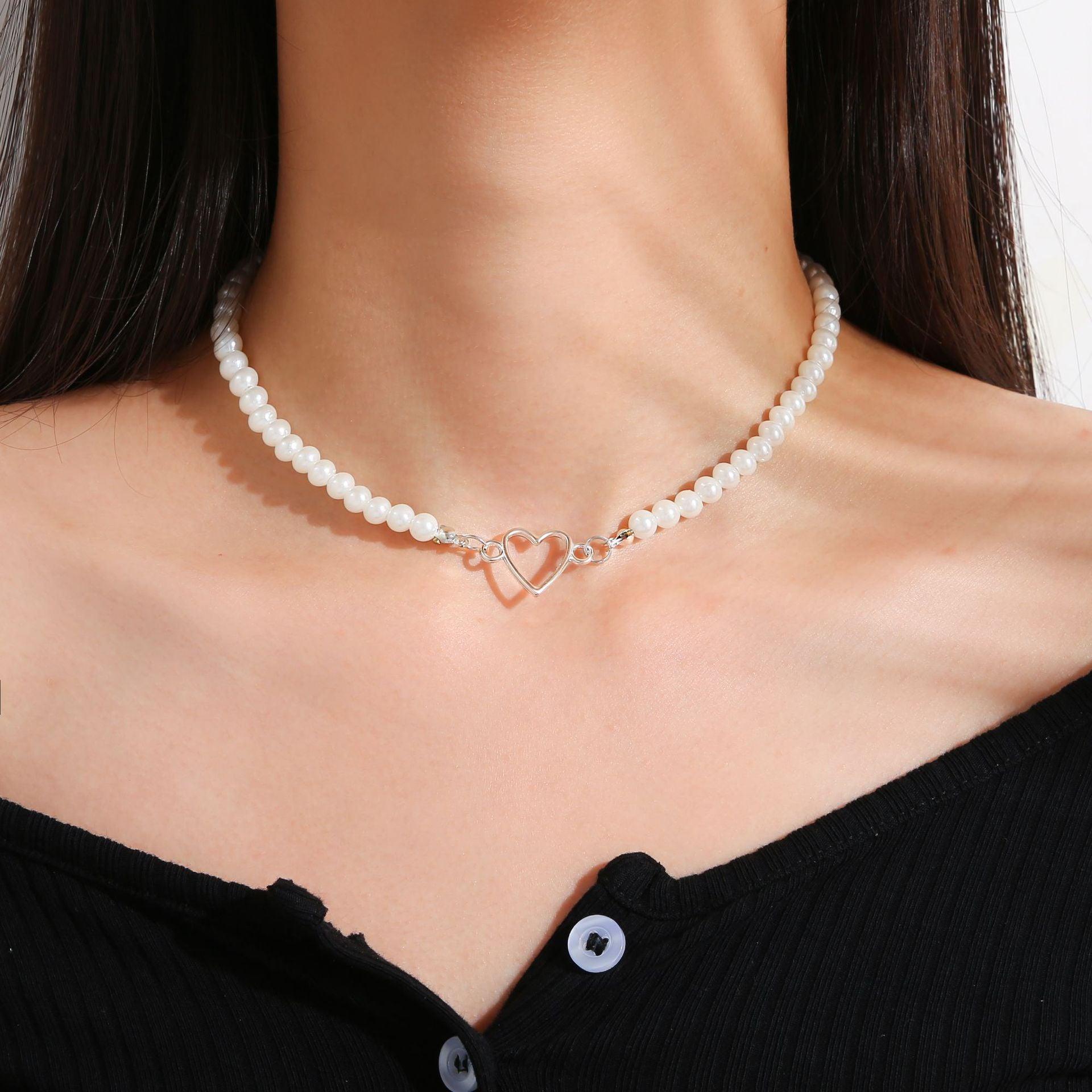 Luxury Pendant Vintage Pearl Necklace, Elegant Charm French Romantic Style Necklace - Belleroz